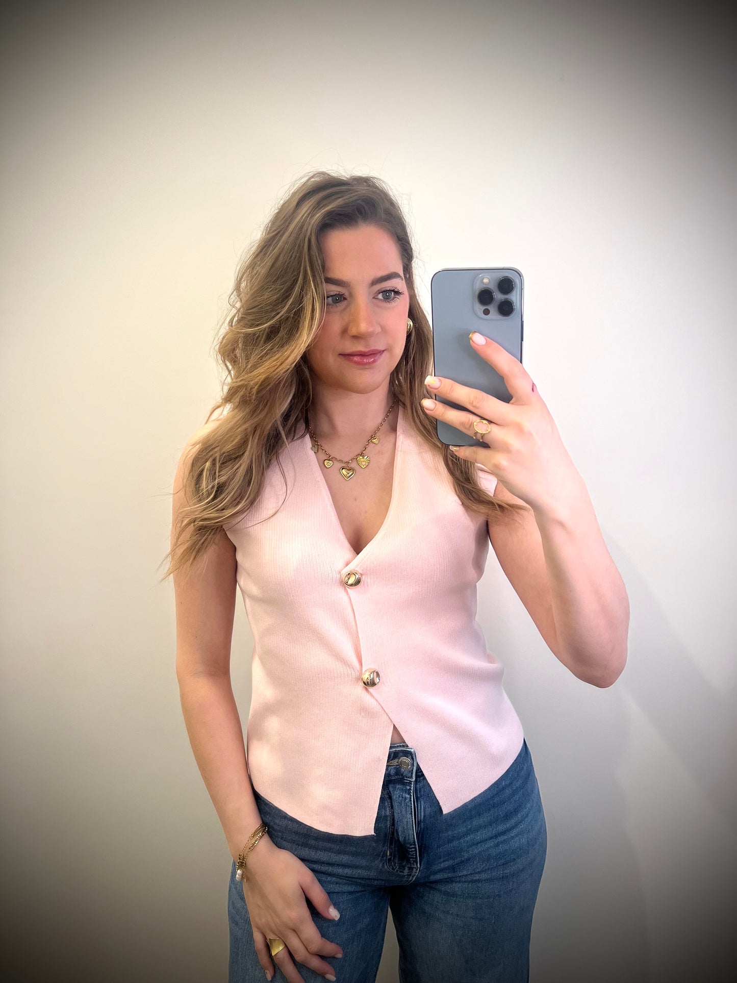 Top Anissa