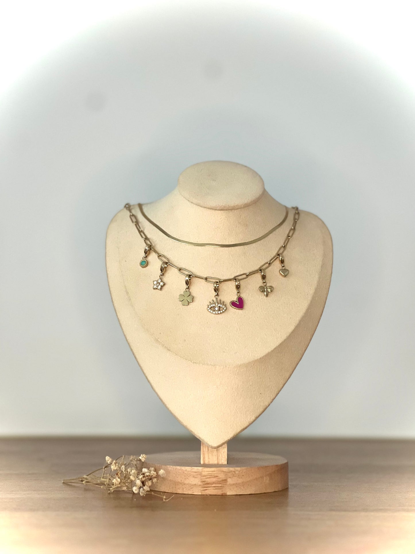 Collier Romane